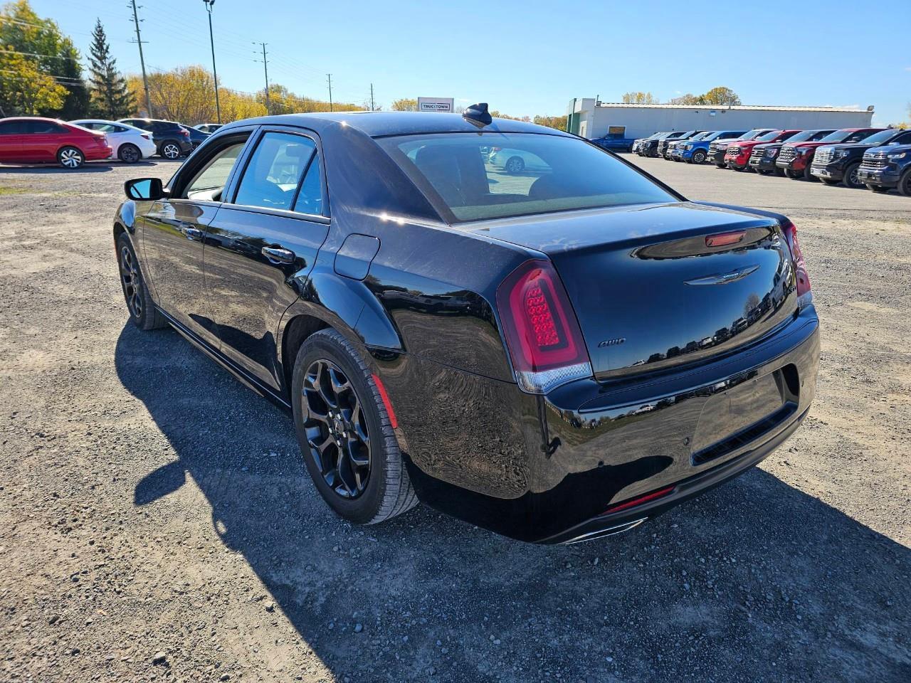 2023 Chrysler 300 Touring-L 4dr All-Wheel Drive Sedan Photo