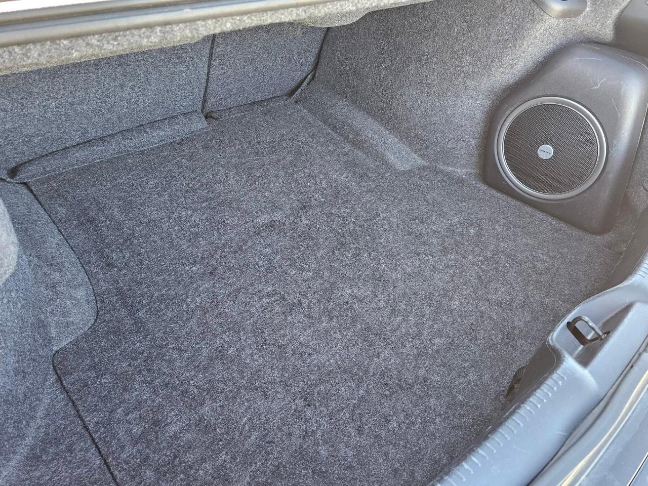 2023 Chrysler 300 Touring-L 4dr All-Wheel Drive Sedan Photo