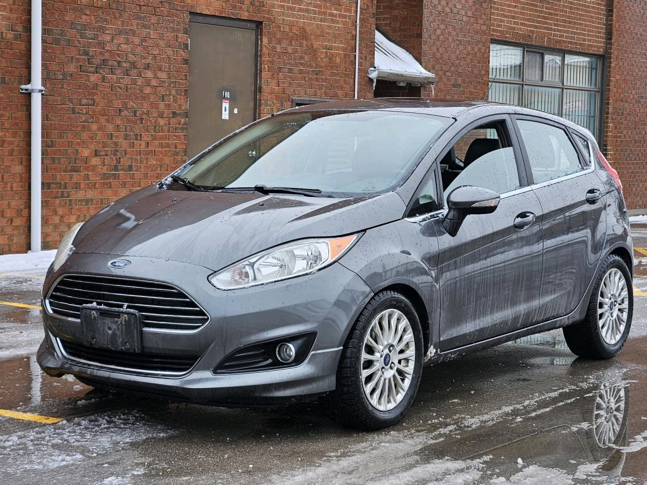 2015 Ford Fiesta 5DR HB TITANIUM Photo2