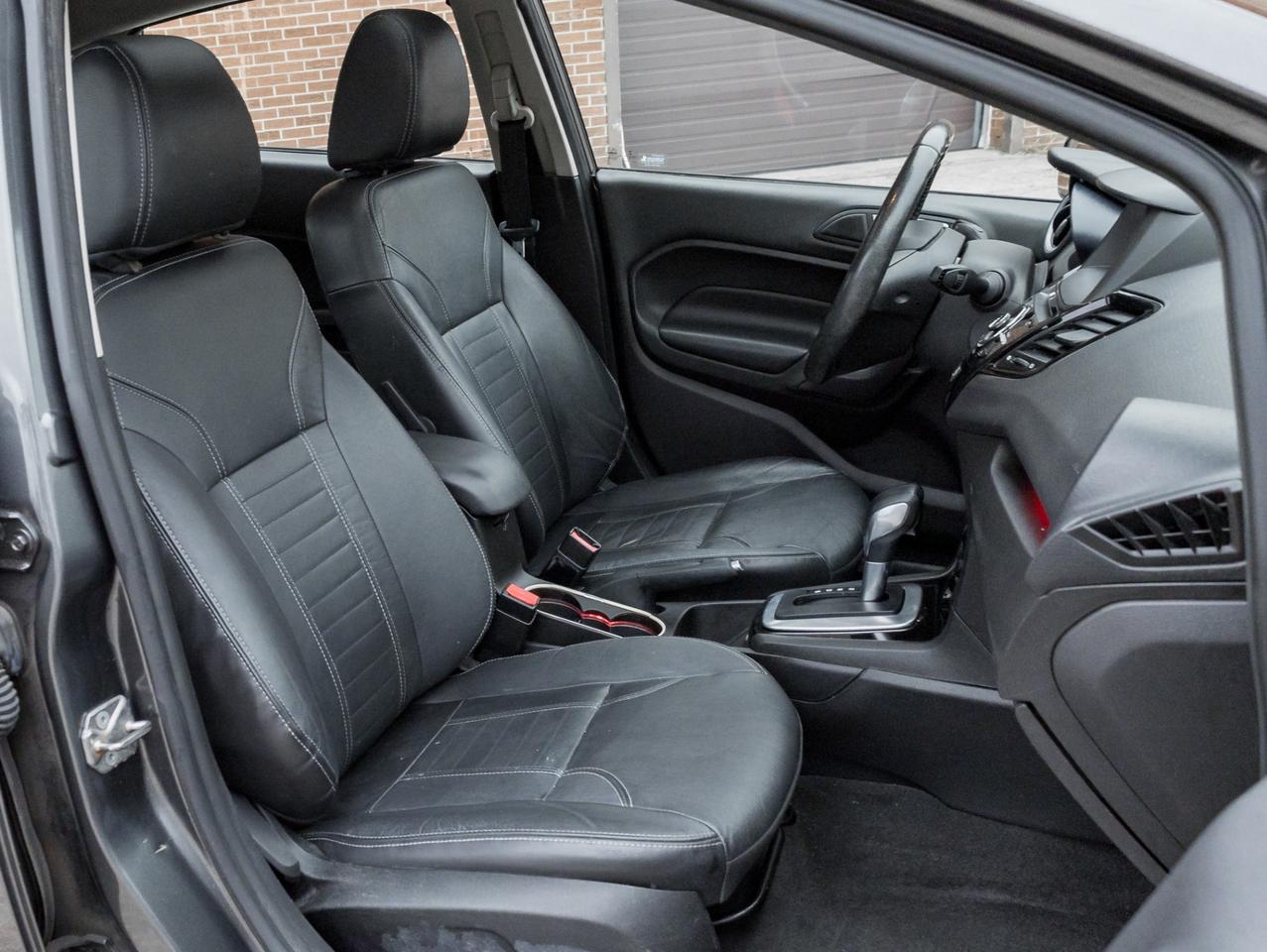 2015 Ford Fiesta HB Titanium, Leather, Sunroof, Camera Photo