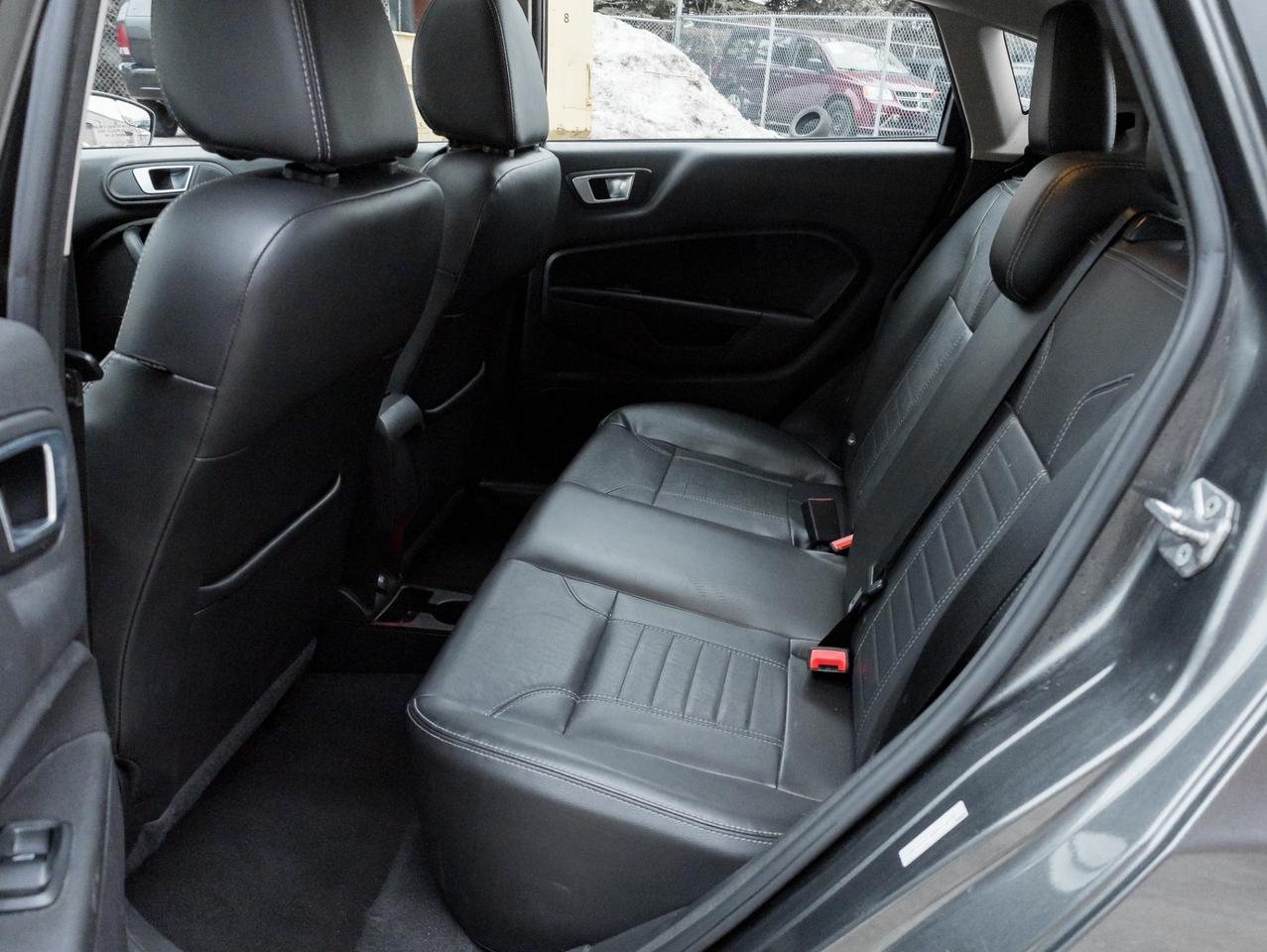 2015 Ford Fiesta HB Titanium, Leather, Sunroof, Camera Photo