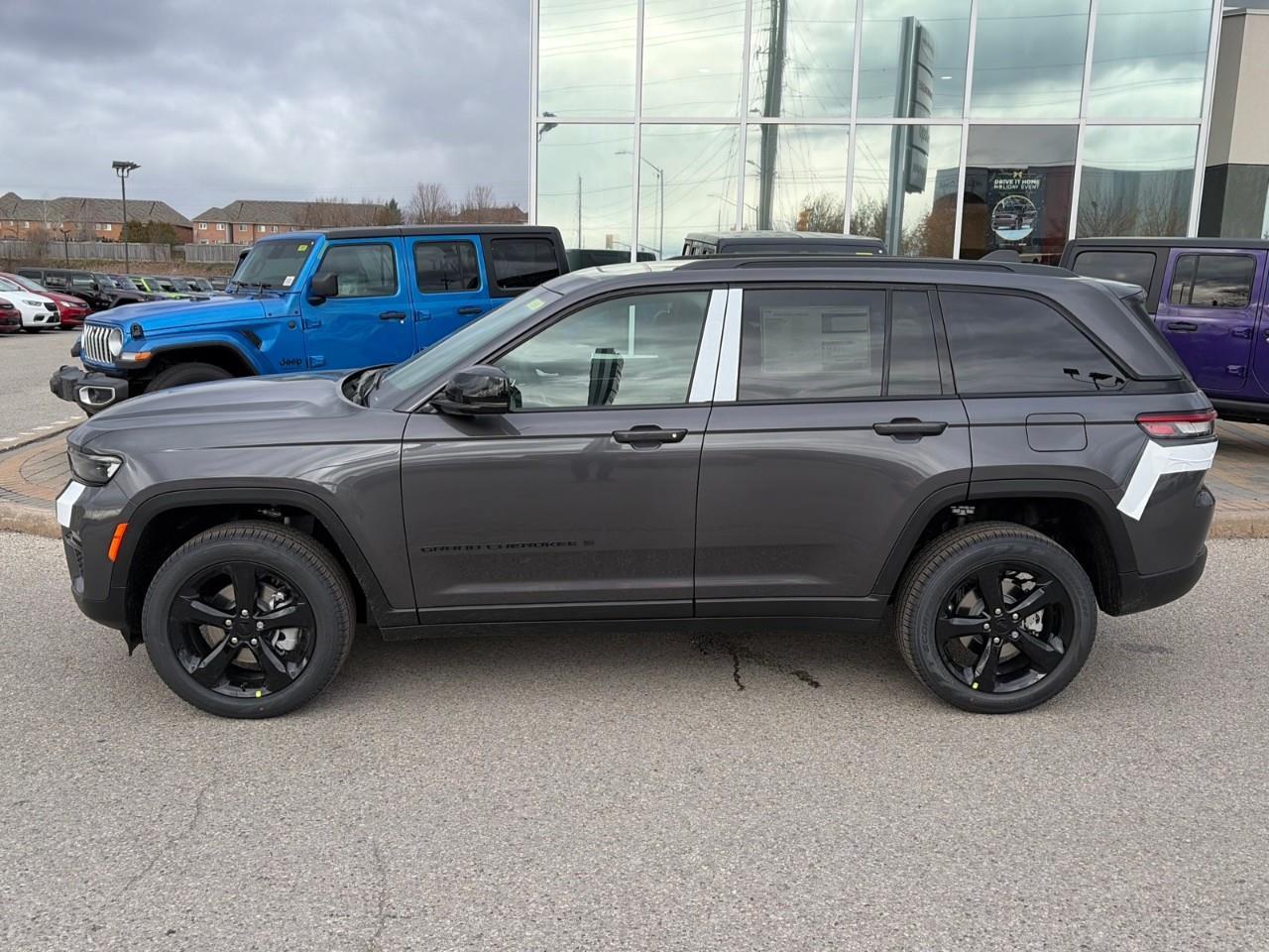 2025 Jeep Grand Cherokee Limited 4dr 4x4 Photo