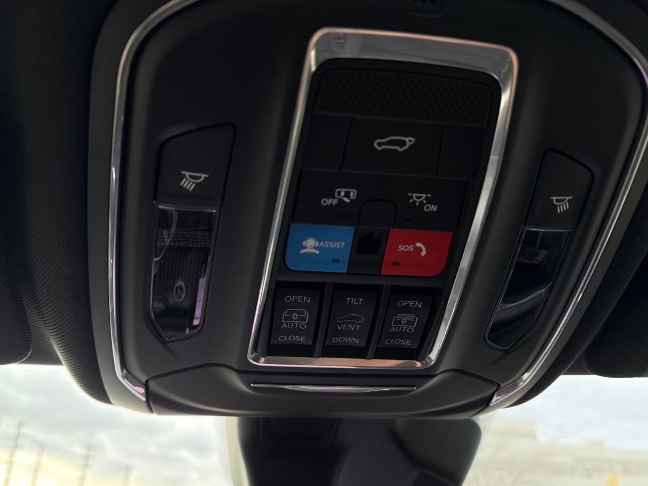 2025 Jeep Grand Cherokee Limited 4dr 4x4 Photo