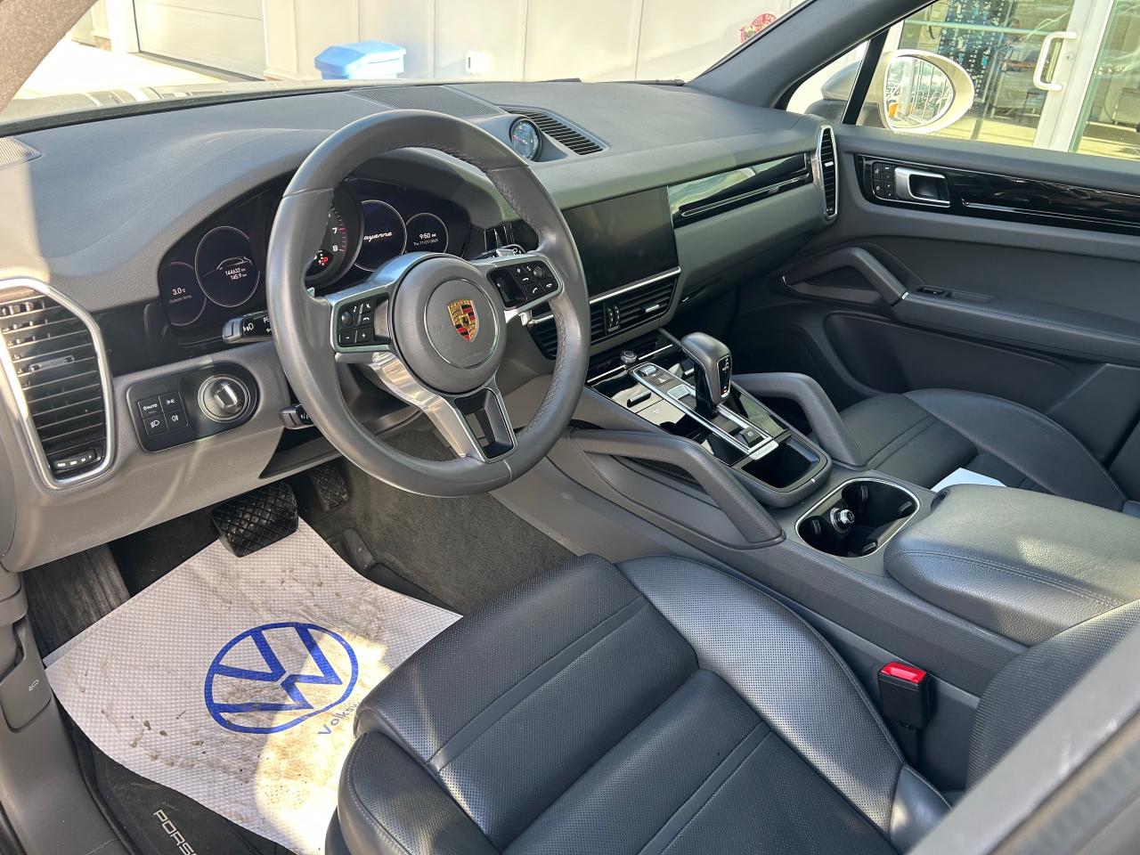 2022 Porsche Cayenne  Photo