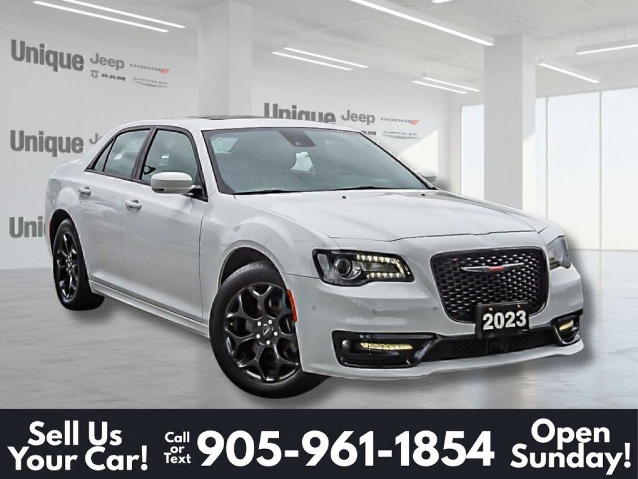 2023 Chrysler 300  Photo0
