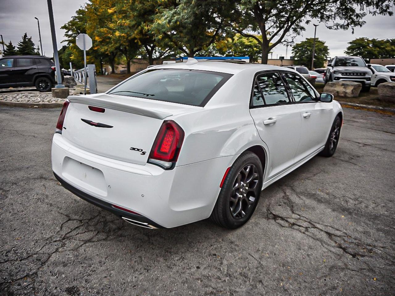 2023 Chrysler 300  Photo