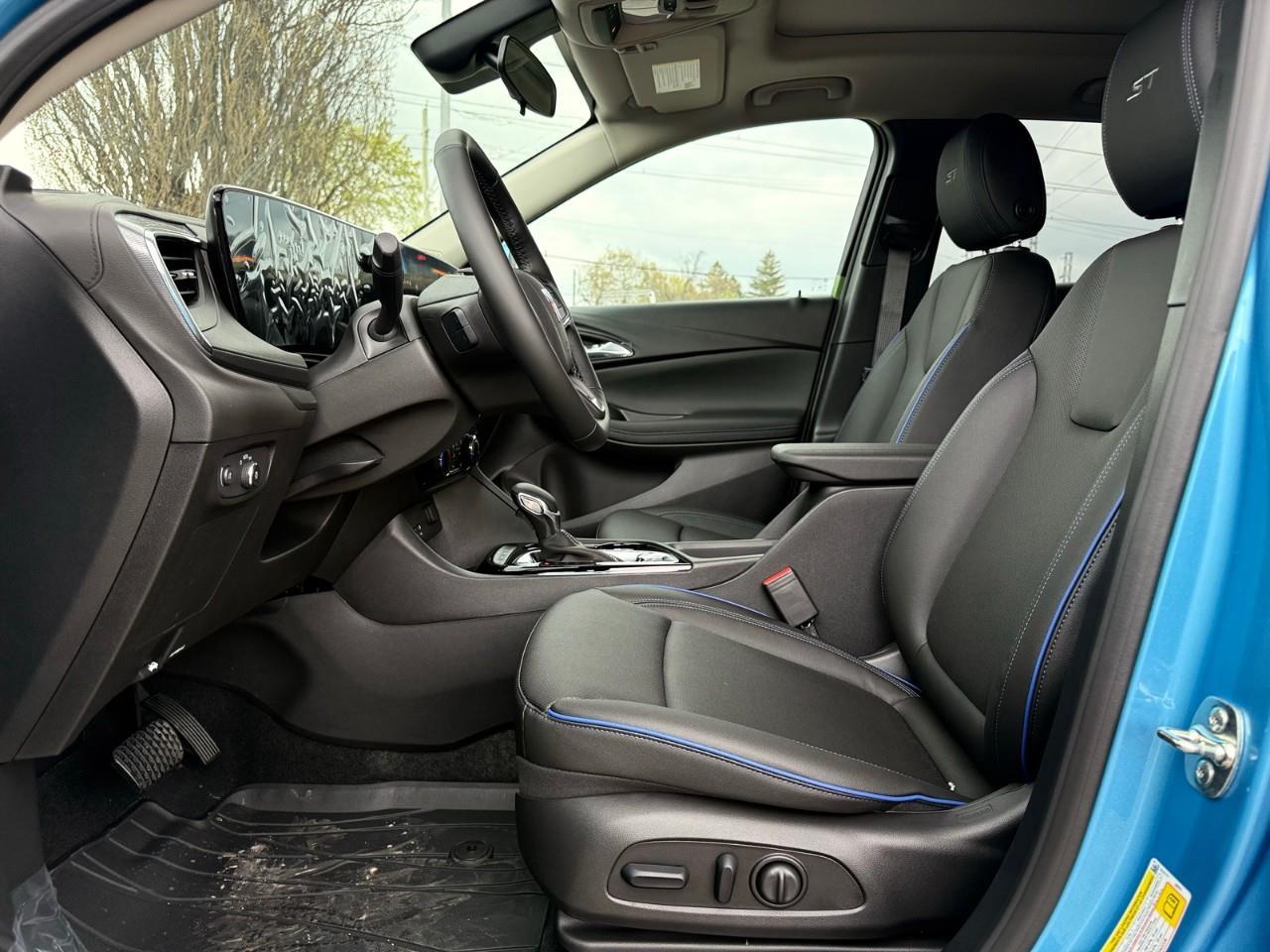 2026 Buick Encore GX Sport Touring 4dr All-Wheel Drive Photo
