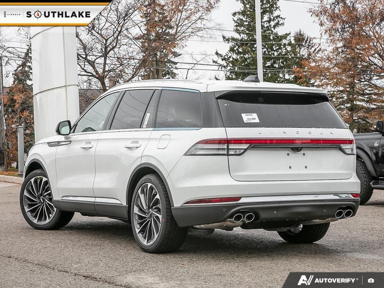 2026 Lincoln Aviator Reserve 4dr All-Wheel Drive Photo3