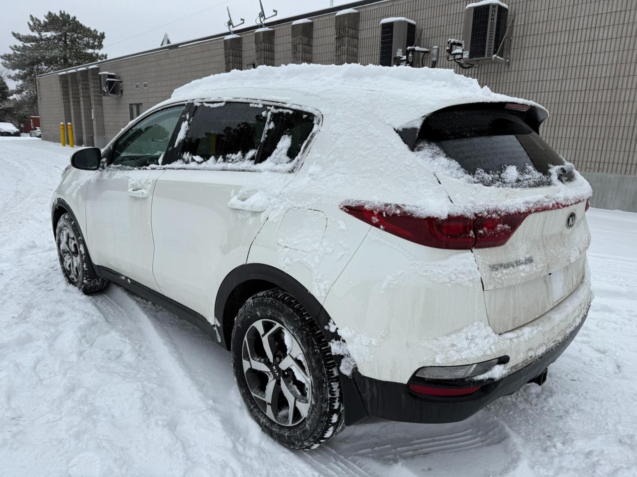 2020 Kia Sportage LX 4dr Front-wheel Drive Photo2