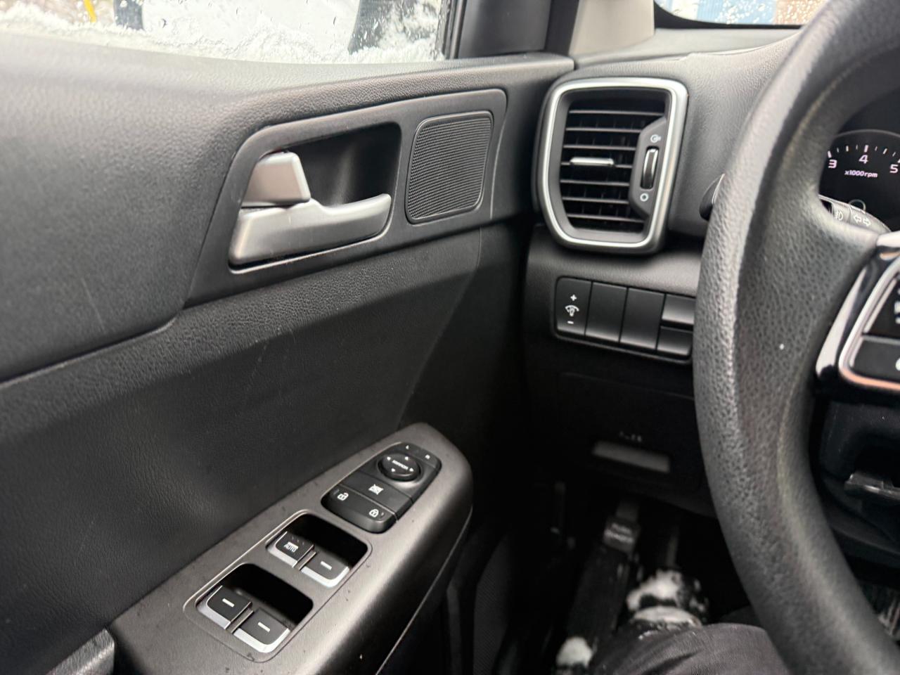 2020 Kia Sportage LX 4dr Front-wheel Drive Photo