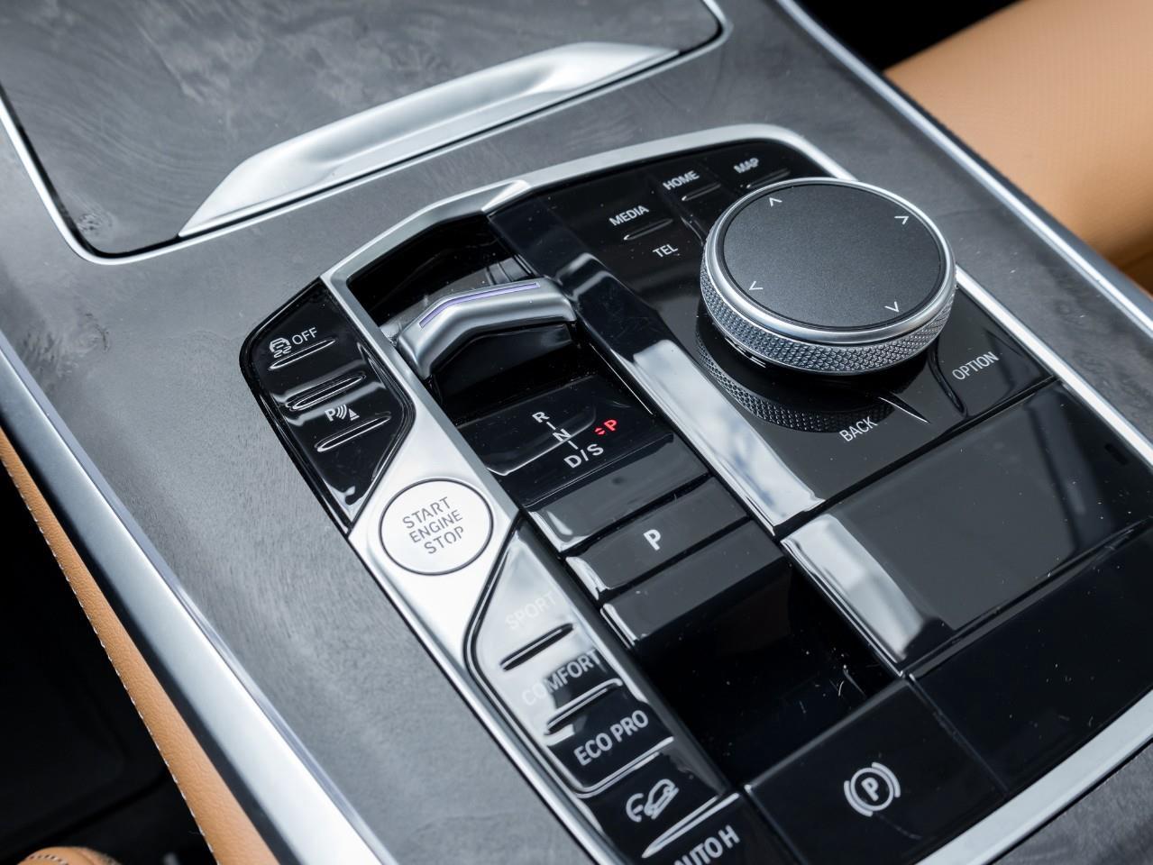 2025 BMW X5 xDrive40i 4dr All-Wheel Drive Sports Activity Vehicle Photo