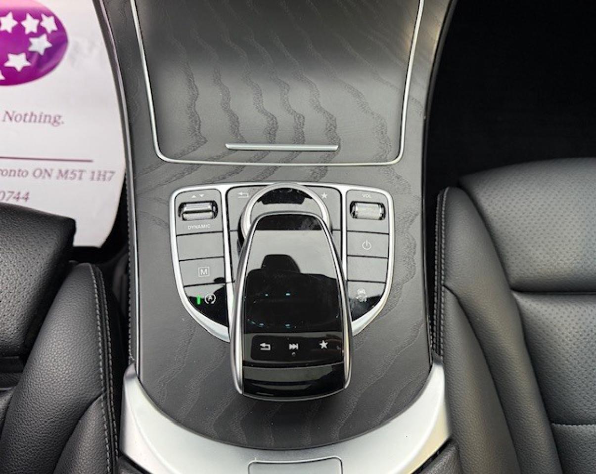 2019 Mercedes-Benz GLC300 GLC 300 4MATIC SUV Photo