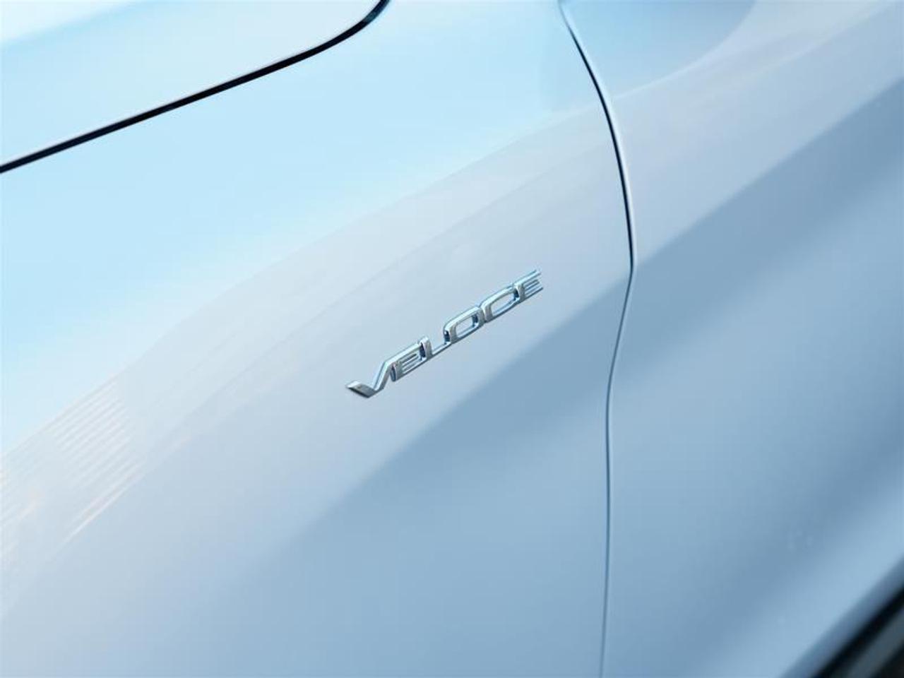2025 Alfa Romeo Stelvio AWD Photo