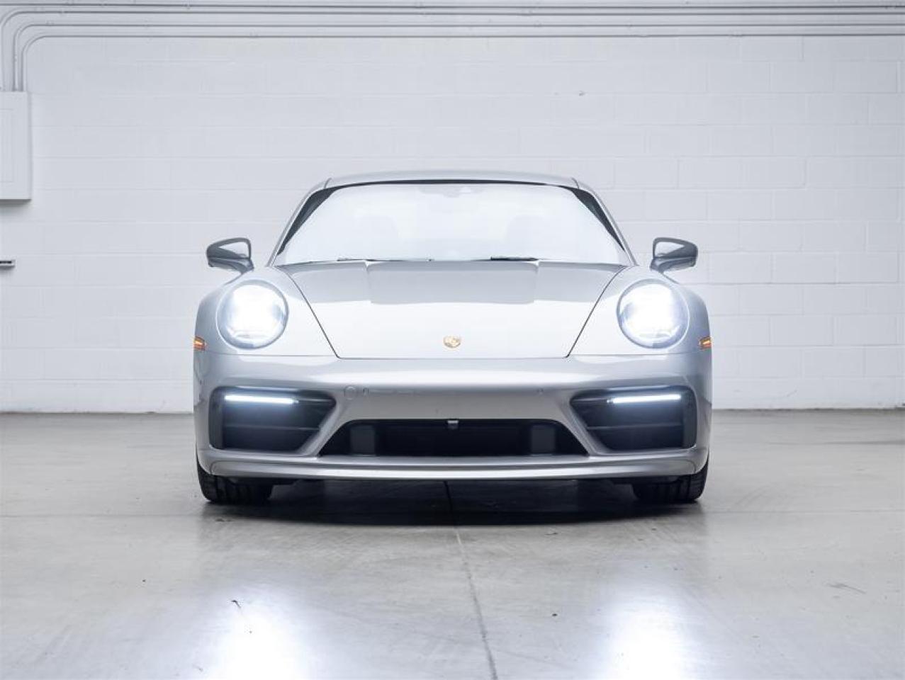 2023 Porsche 911  Photo