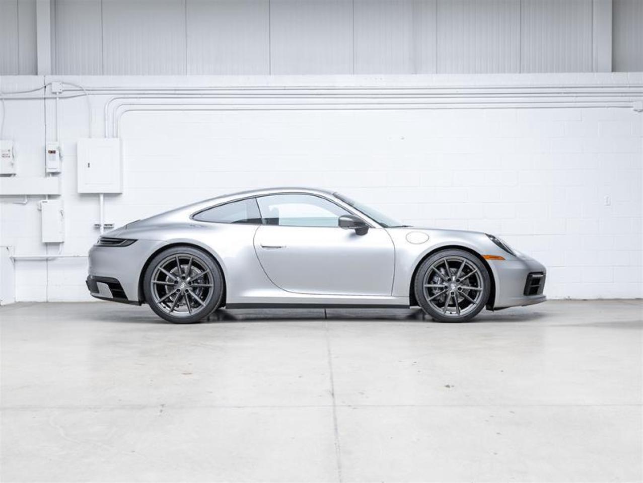 2023 Porsche 911  Photo