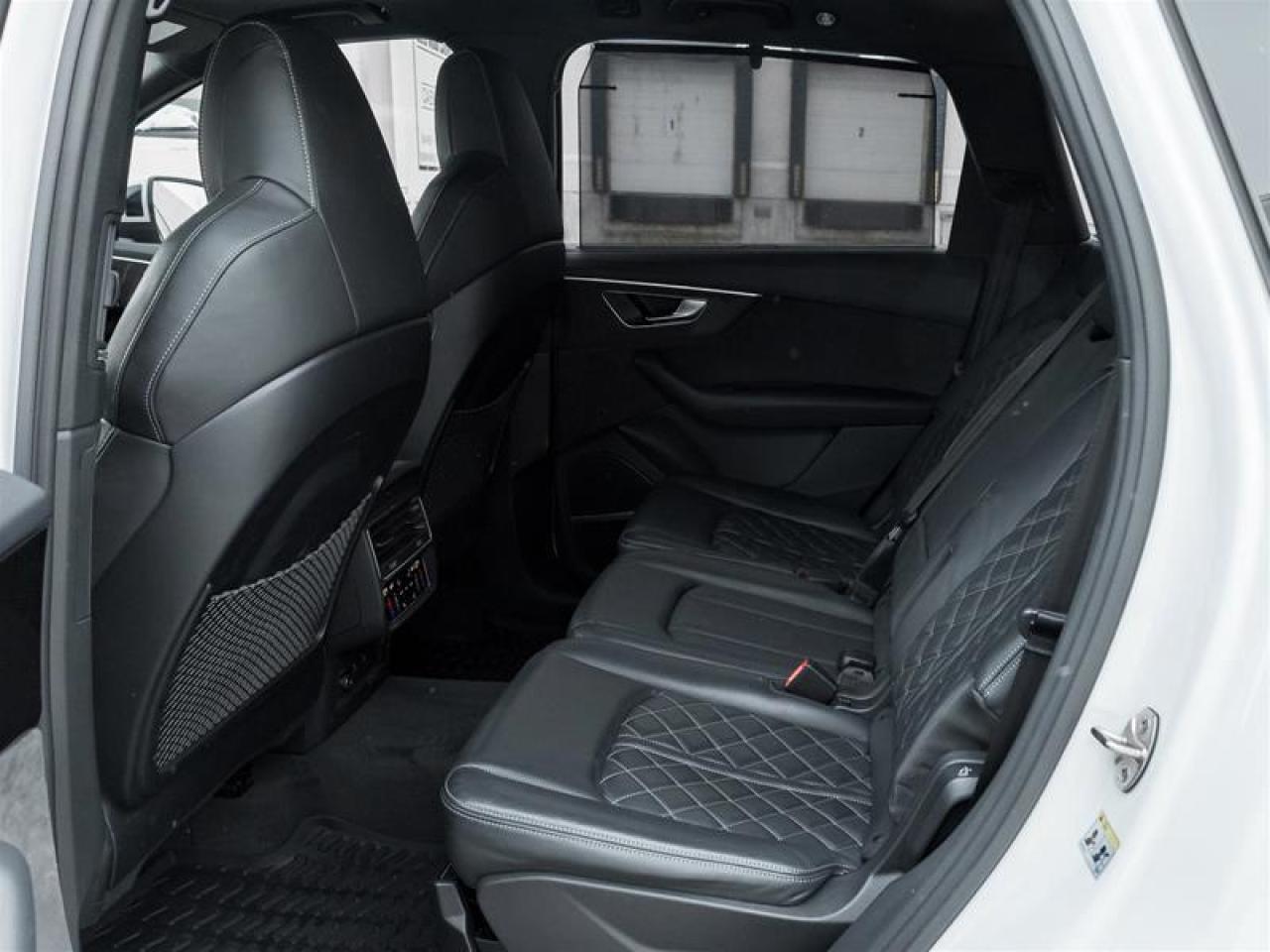 2022 Audi SQ7 4.0T 4dr All-Wheel Drive quattro Sport Utility Photo