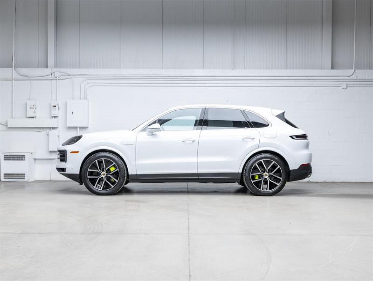 2024 Porsche Cayenne  Photo