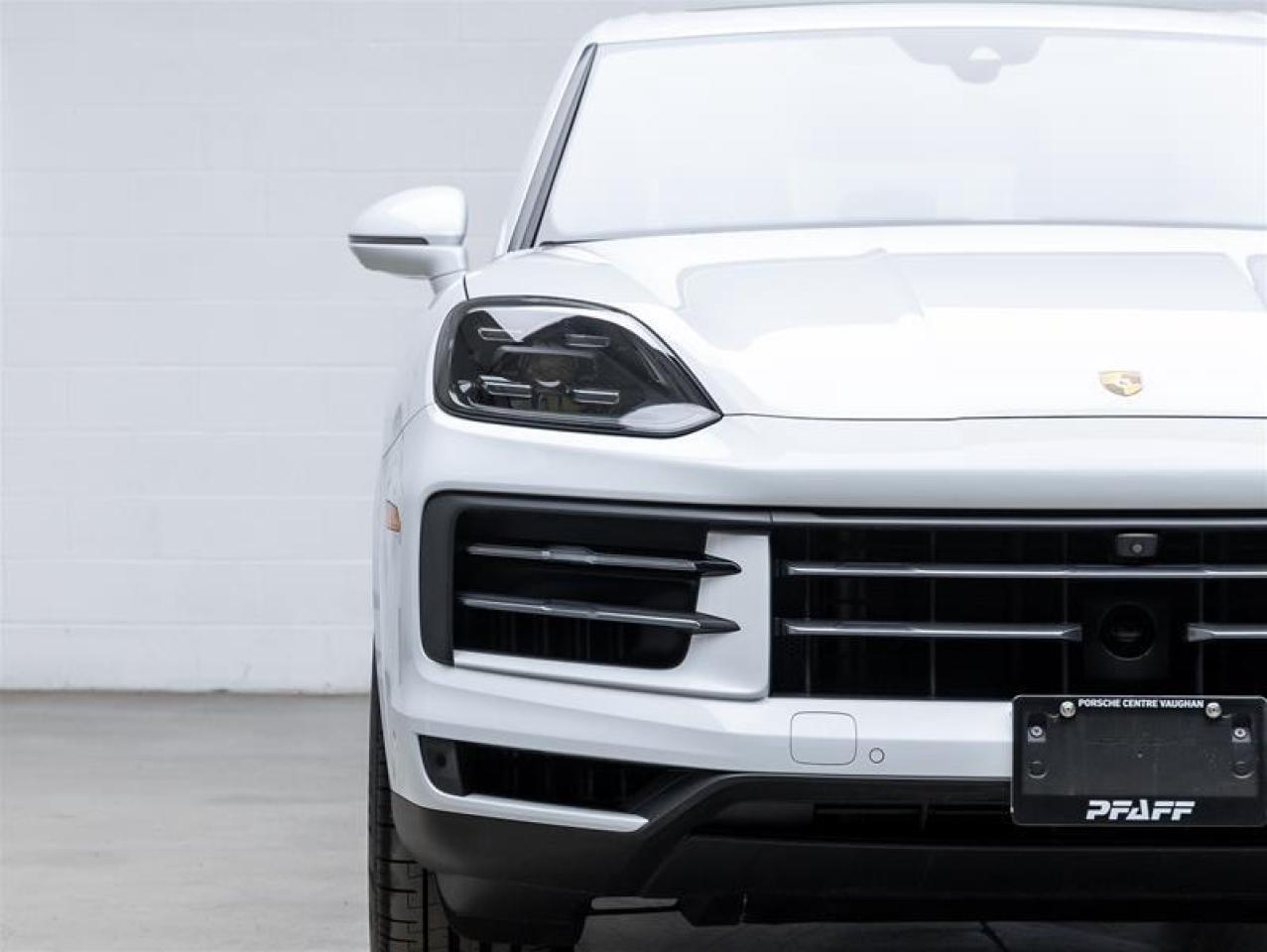 2024 Porsche Cayenne  Photo