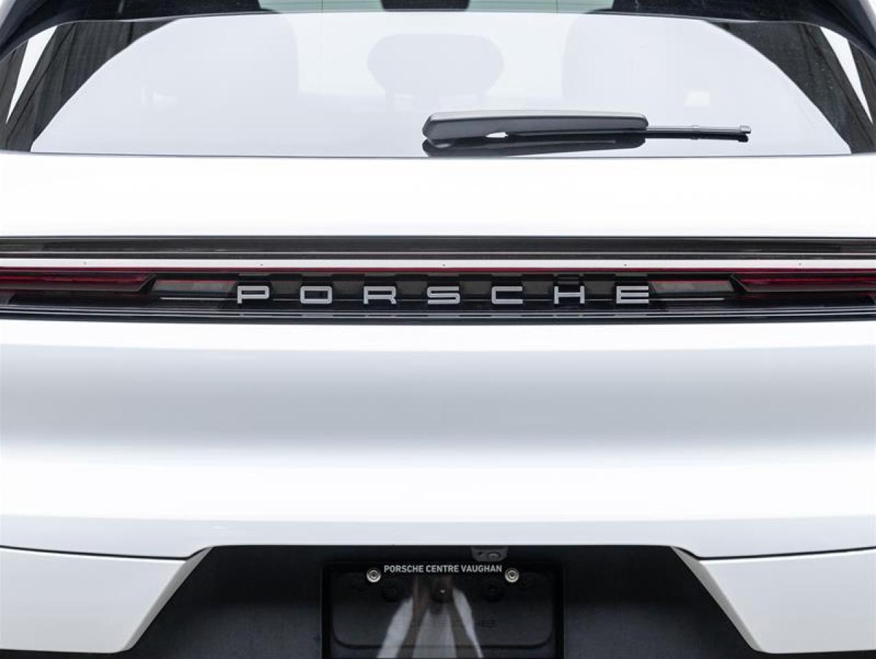 2024 Porsche Cayenne  Photo