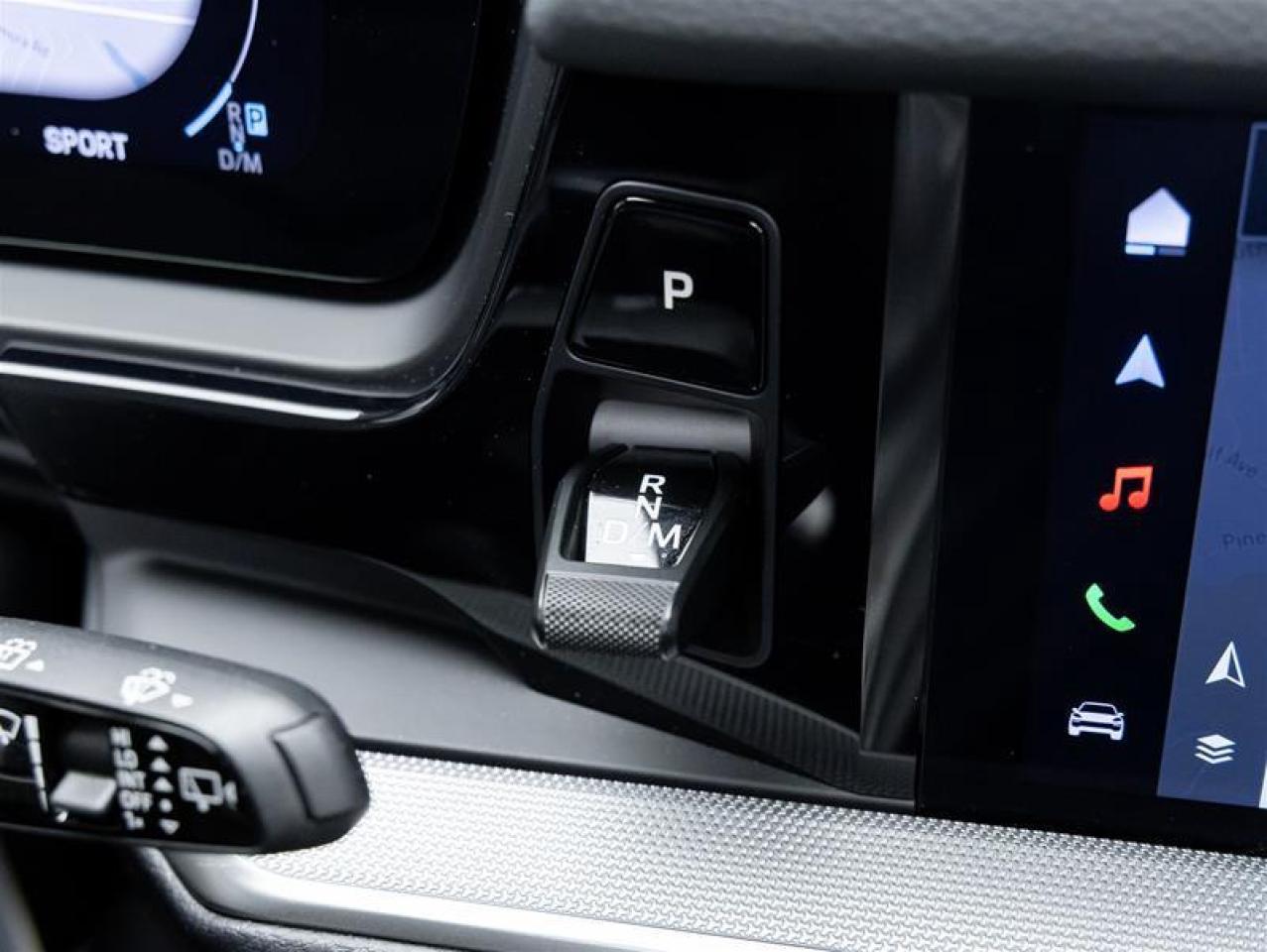 2024 Porsche Cayenne  Photo