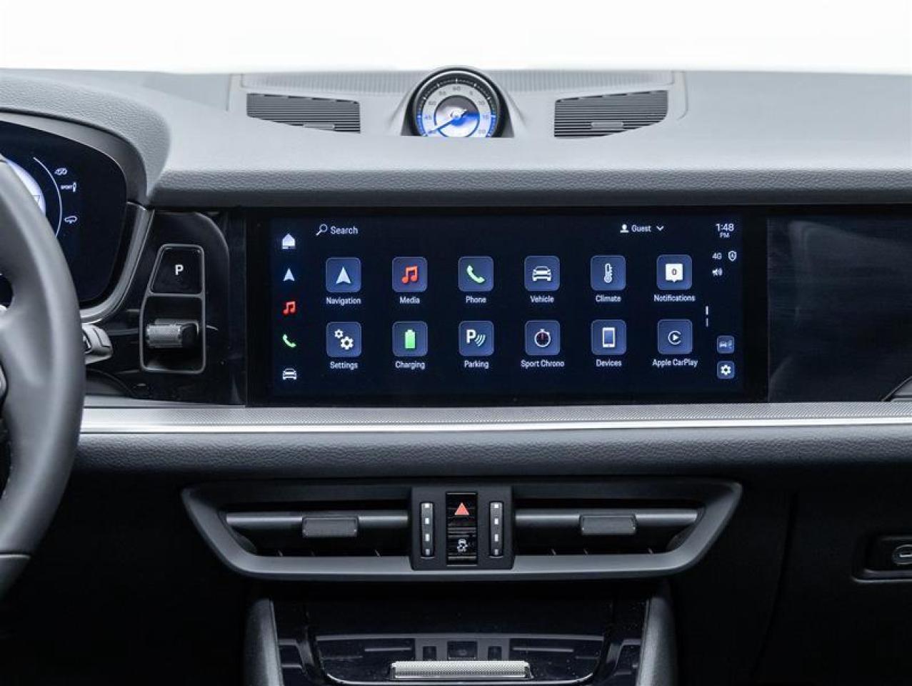 2024 Porsche Cayenne  Photo