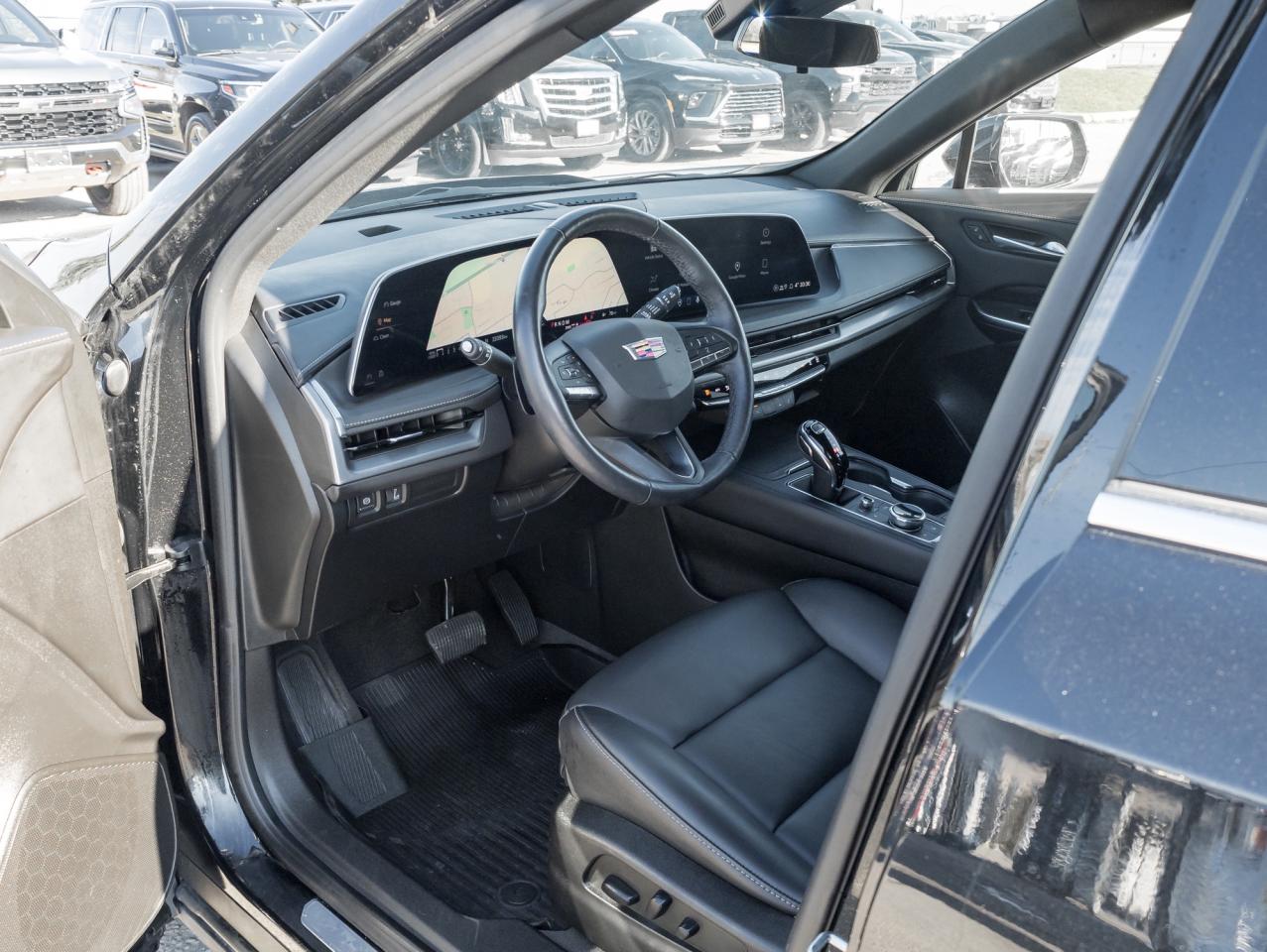 2024 Cadillac XT4 Luxury 4dr All-Wheel Drive Photo