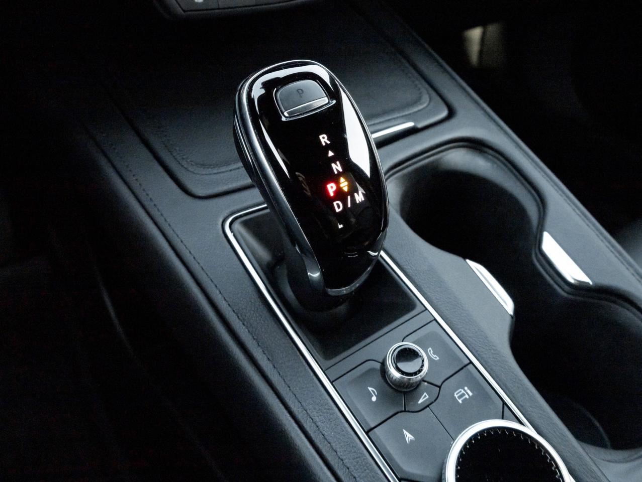 2024 Cadillac XT4 Luxury 4dr All-Wheel Drive Photo