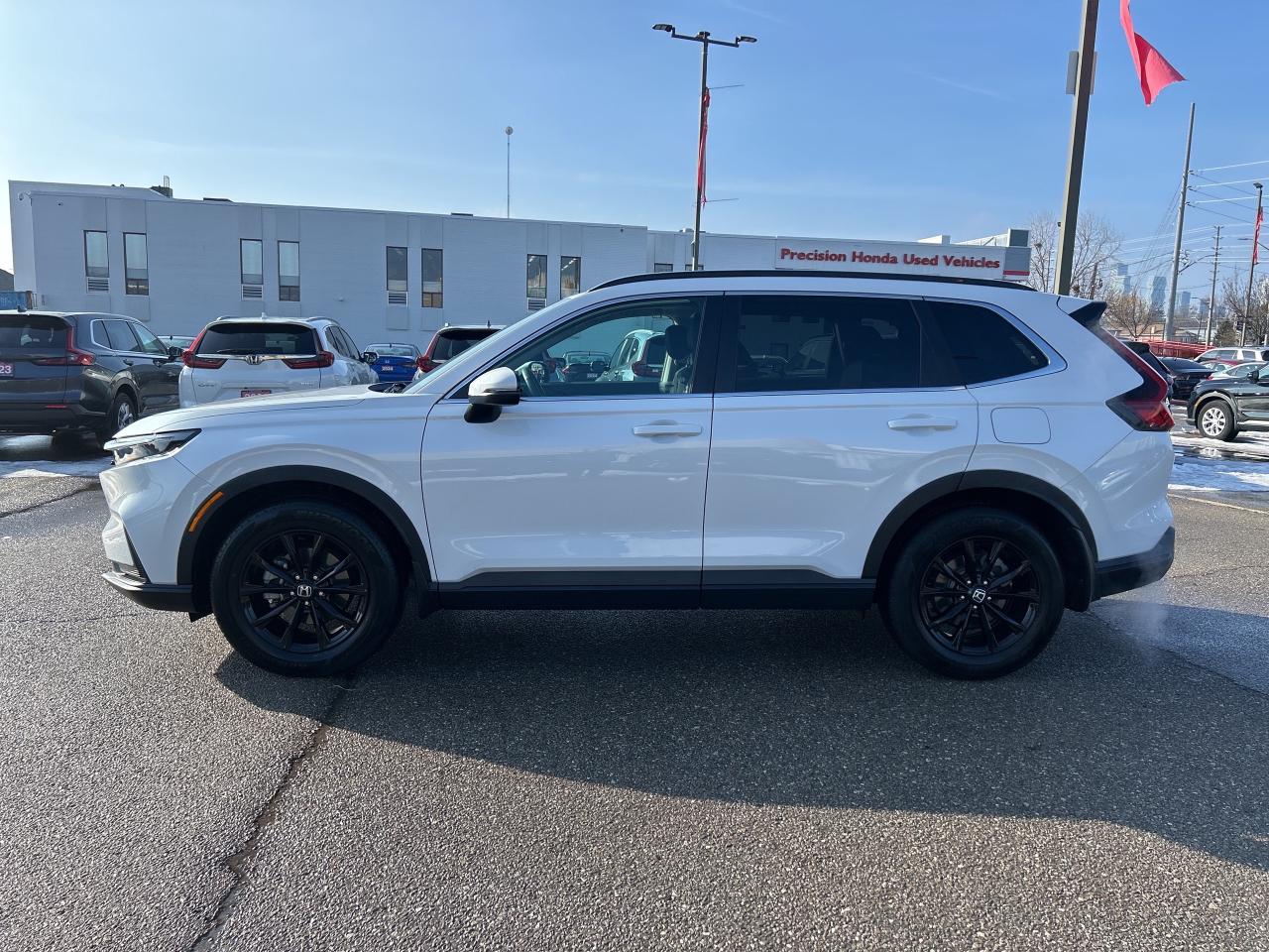 2025 Honda CR-V Sport CarPlay Rear Cam Sunroof Heated Seats Photo