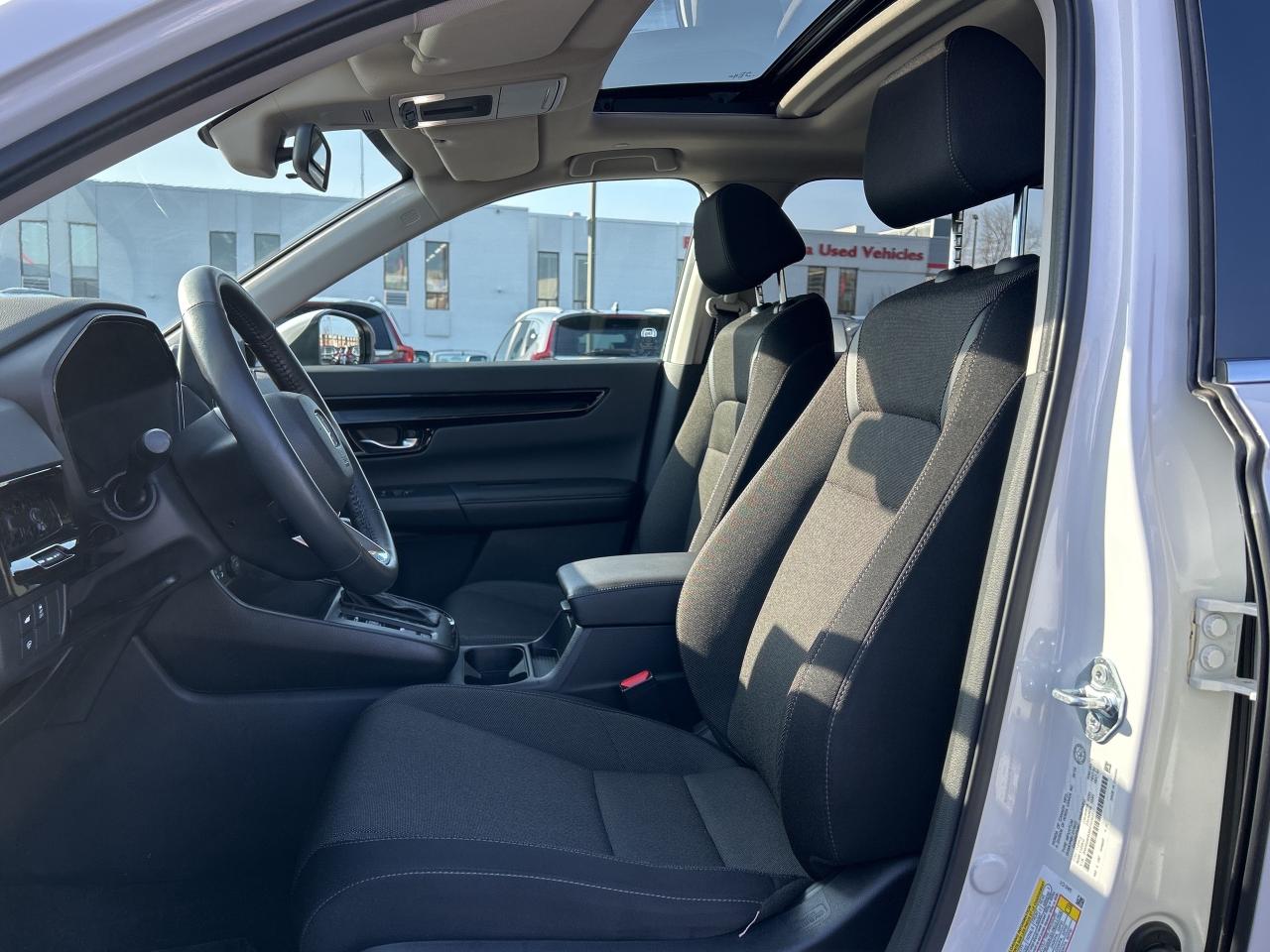 2025 Honda CR-V Sport CarPlay Rear Cam Sunroof Heated Seats Photo