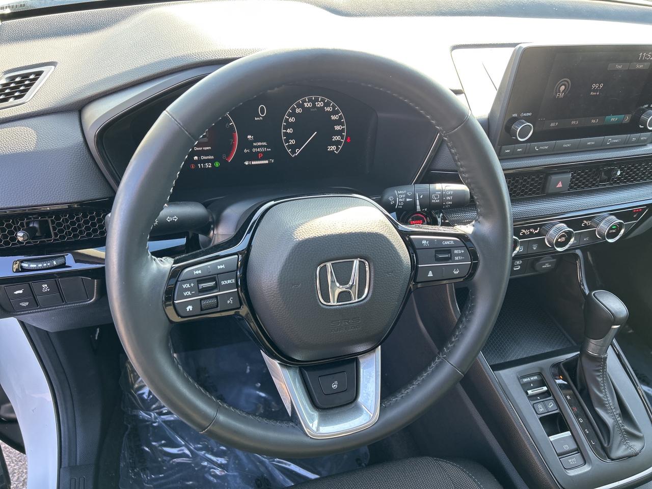 2025 Honda CR-V Sport CarPlay Rear Cam Sunroof Heated Seats Photo