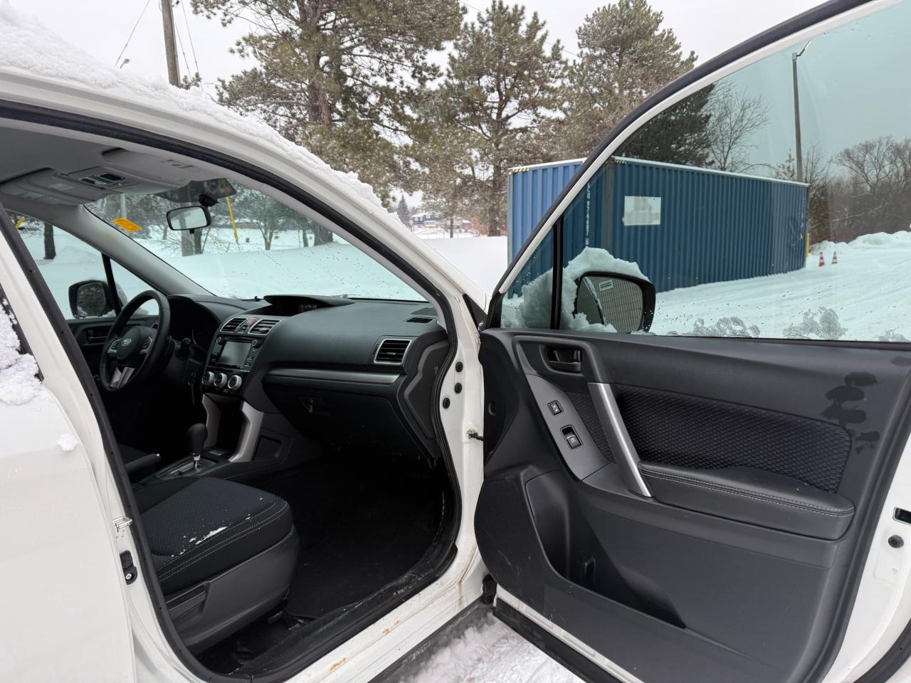 2017 Subaru Forester 2.5i Convenience (CVT) 4dr All-Wheel Drive Photo