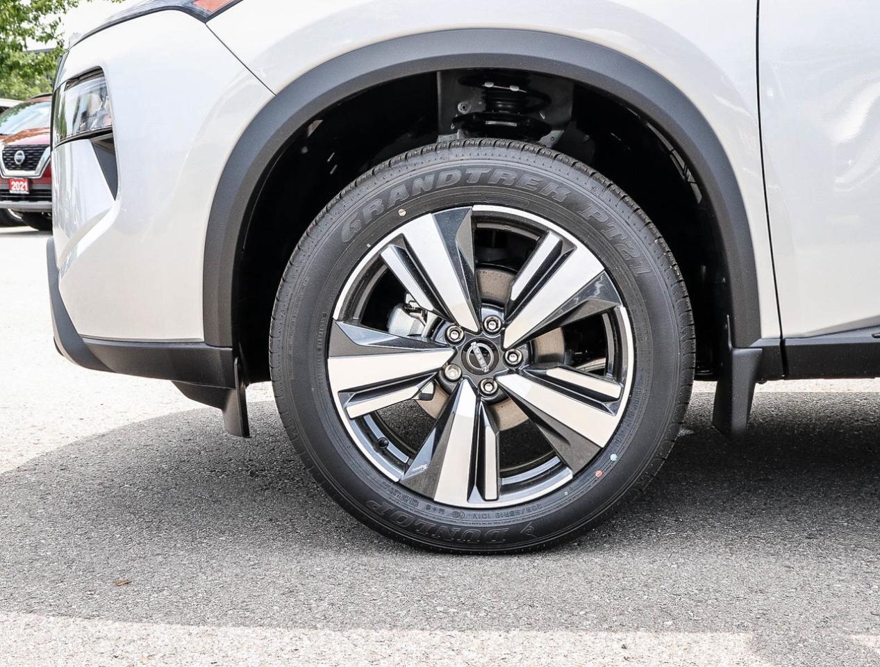 2025 Nissan Rogue SV Moonroof REMOTE START   LEATHERETTE   360 CAMER Photo