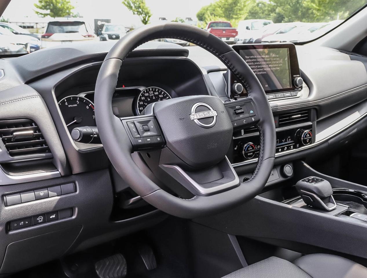 2025 Nissan Rogue SV Moonroof LEATHER/LOW RATES Photo