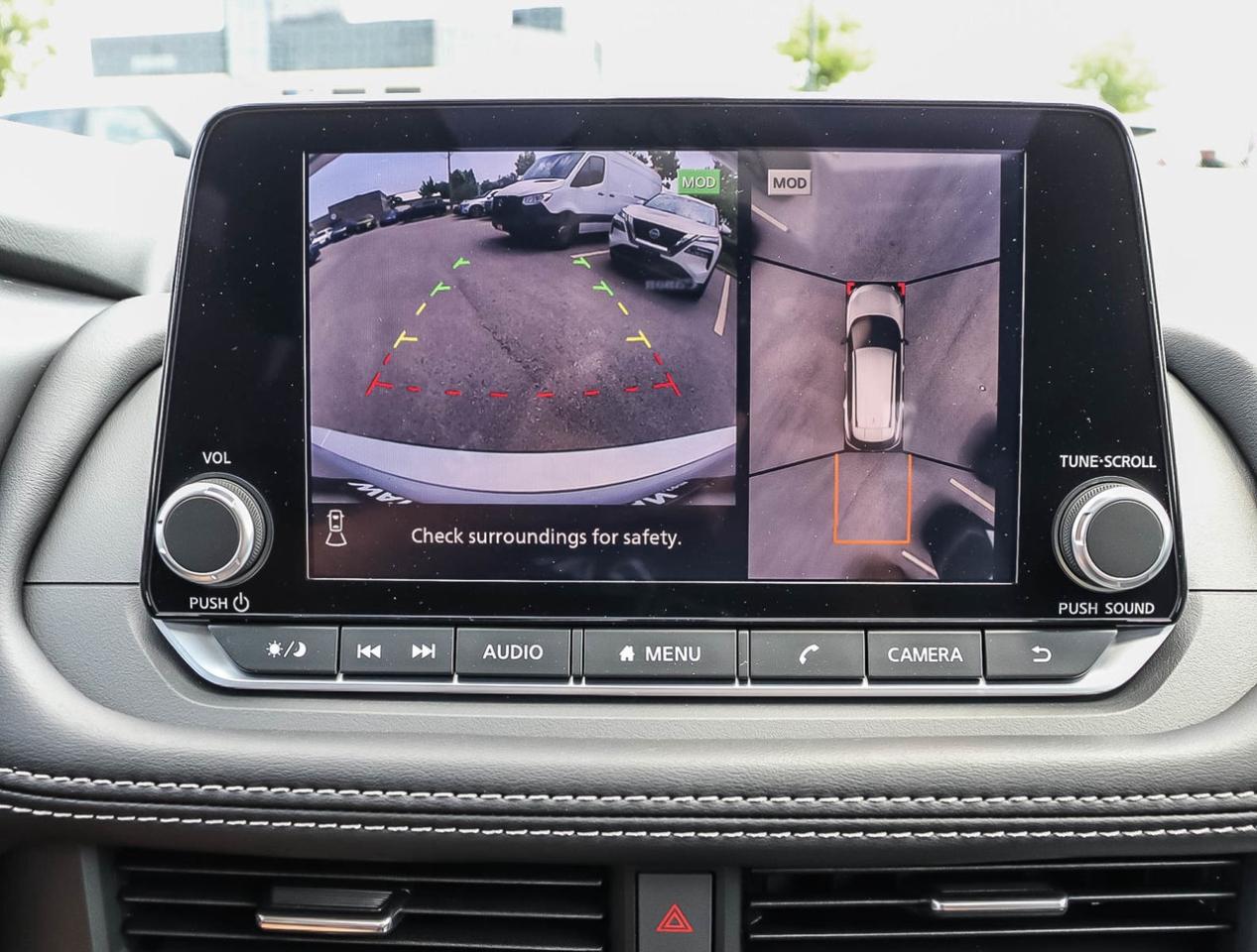 2025 Nissan Rogue SV Moonroof LEATHER/LOW RATES Photo