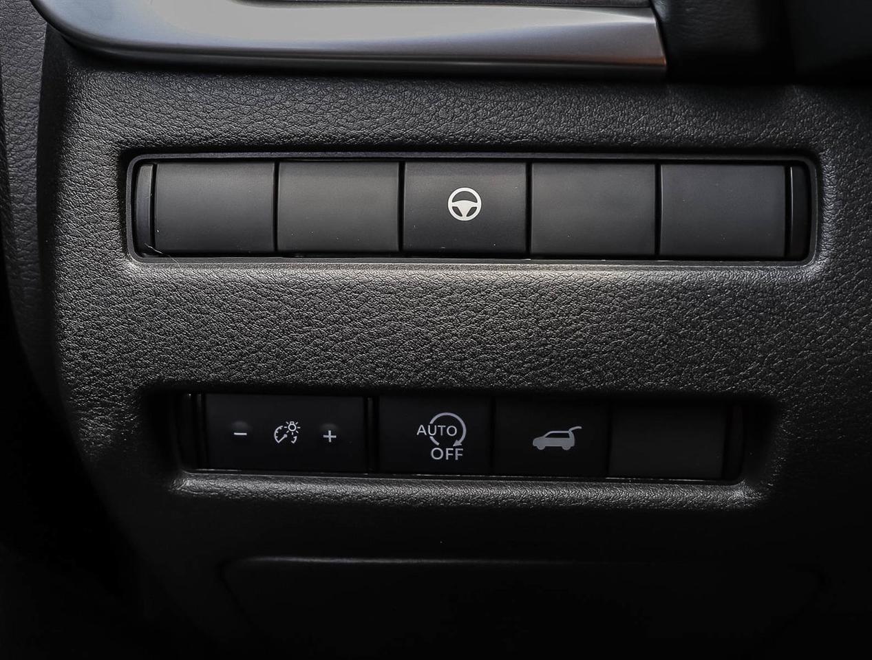 2025 Nissan Rogue SV Moonroof REMOTE START   LEATHERETTE   360 CAMER Photo