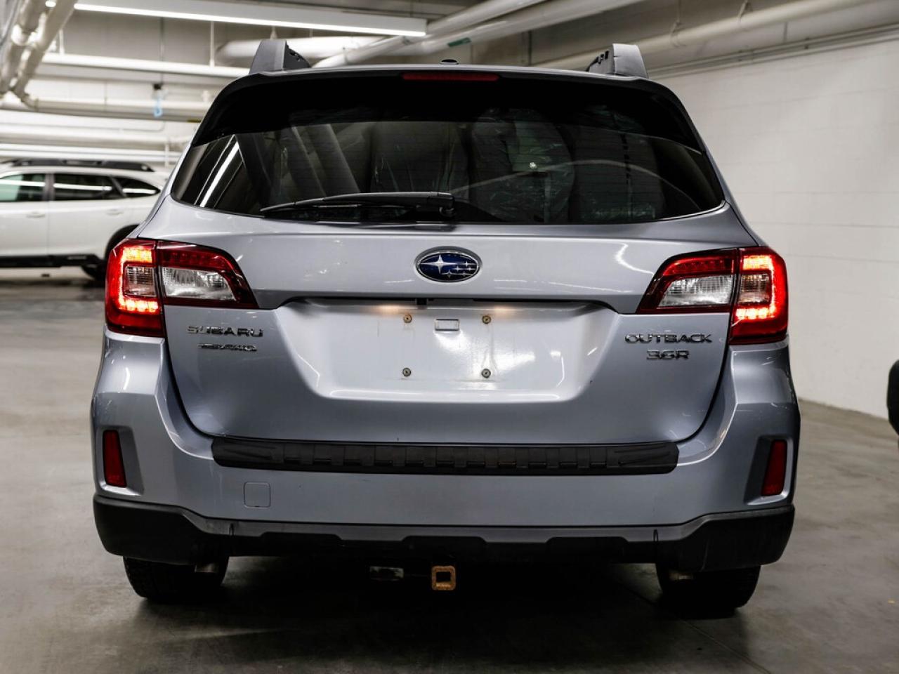 2016 Subaru Outback  Photo