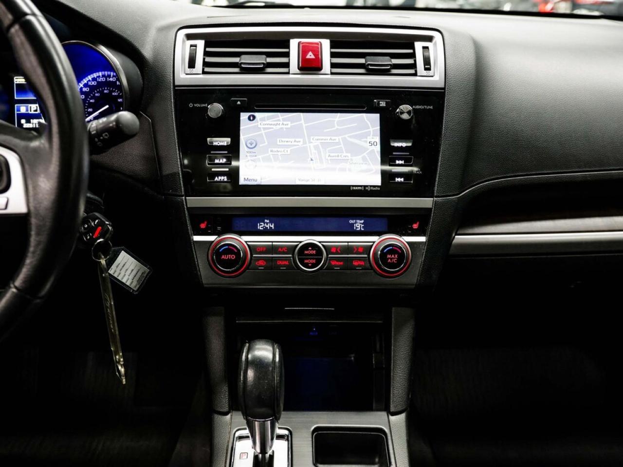 2016 Subaru Outback  Photo