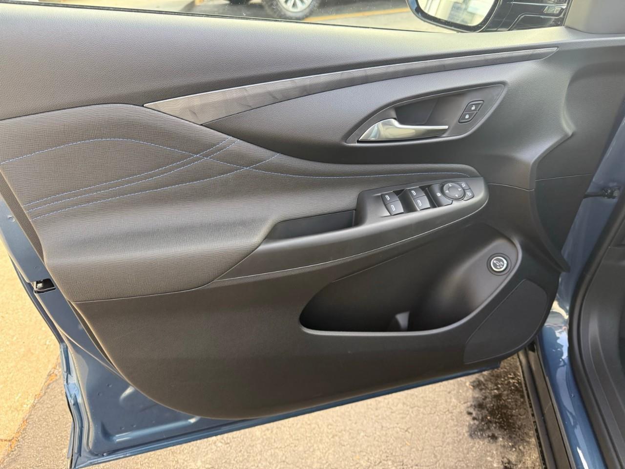 2026 Buick Envista Sport Touring 4dr Front-Wheel Drive Photo