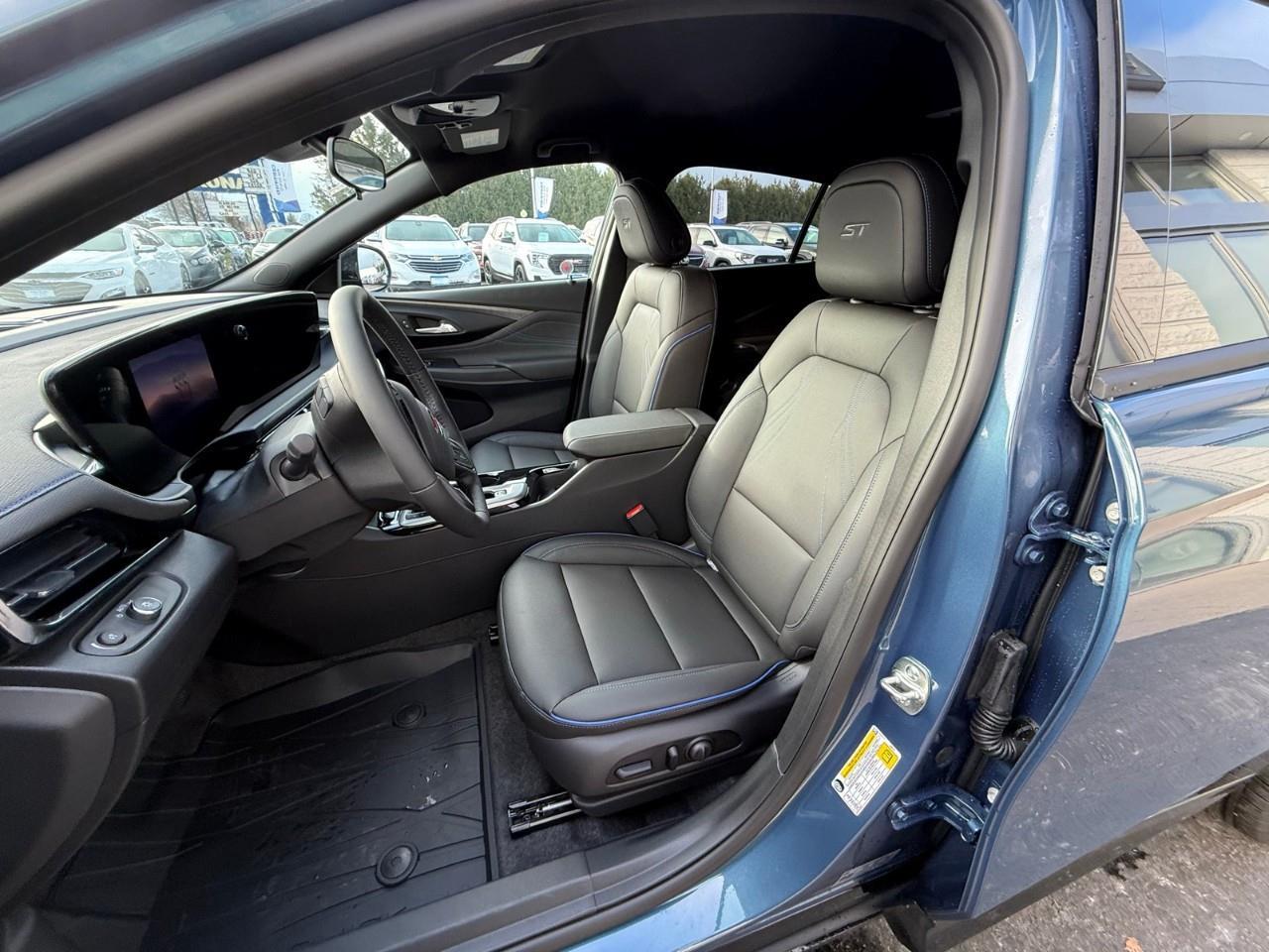 2026 Buick Envista Sport Touring 4dr Front-Wheel Drive Photo