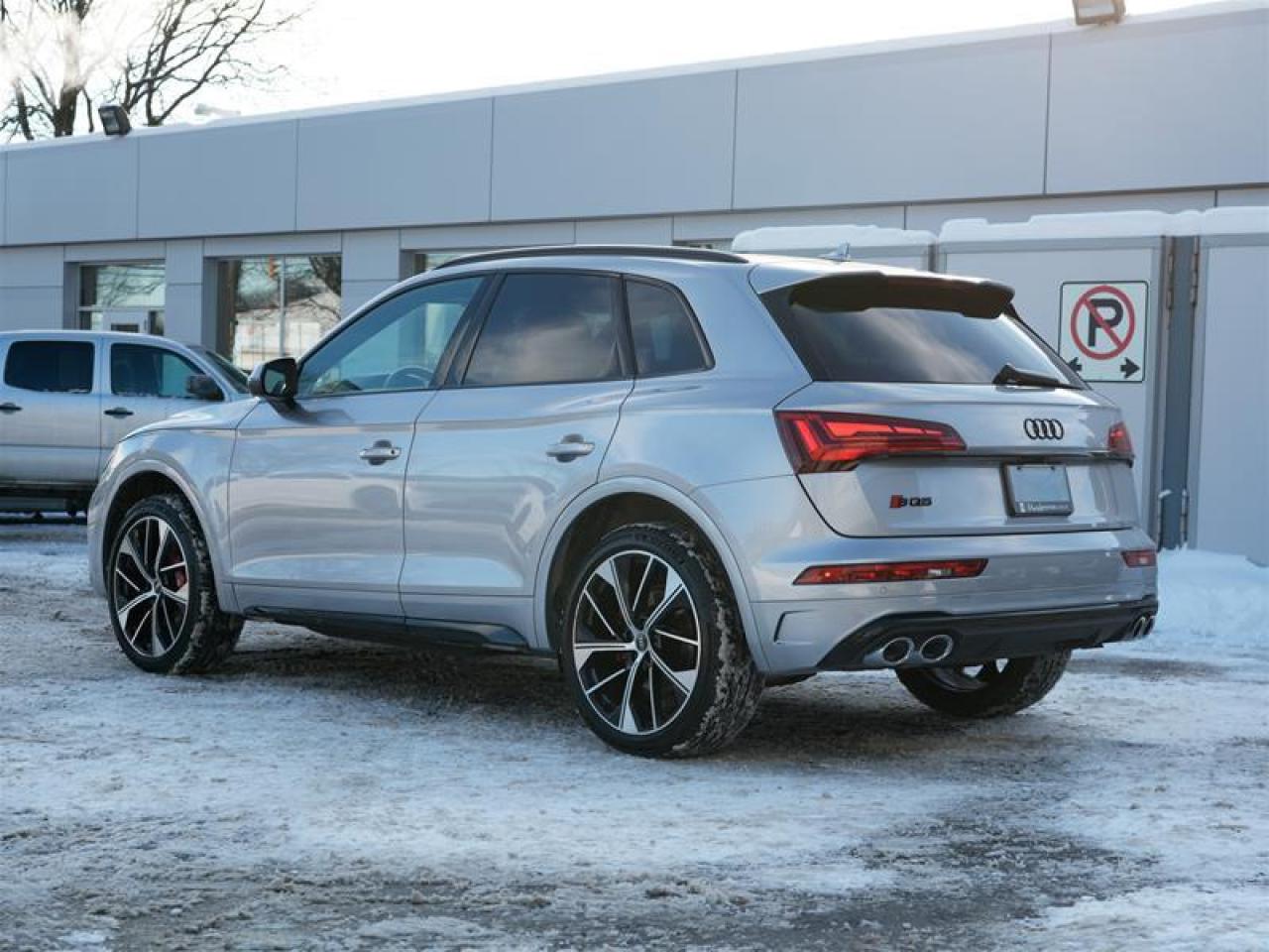 2022 Audi SQ5 3.0T Progressiv quattro 8sp Tiptronic Photo3