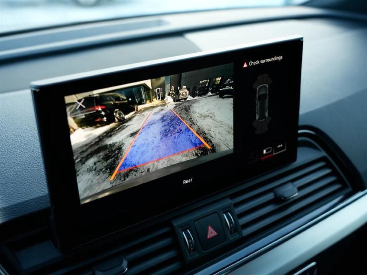 2022 Audi SQ5 3.0T Progressiv quattro 8sp Tiptronic Photo