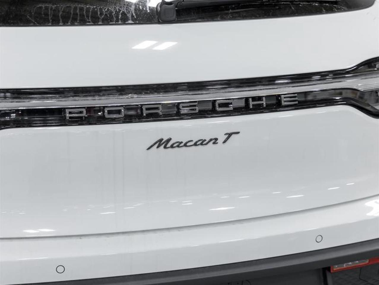 2025 Porsche Macan  Photo