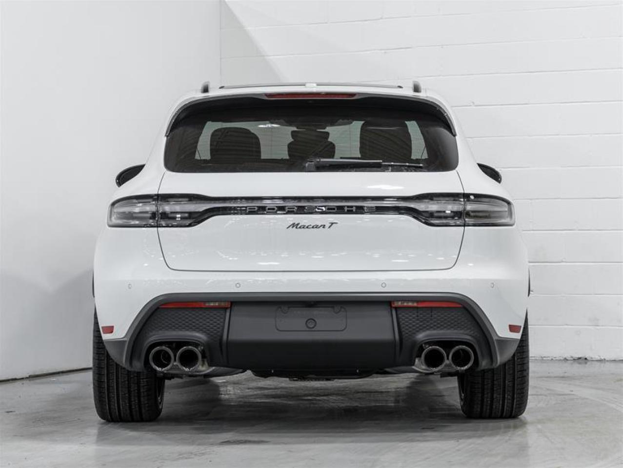2025 Porsche Macan  Photo