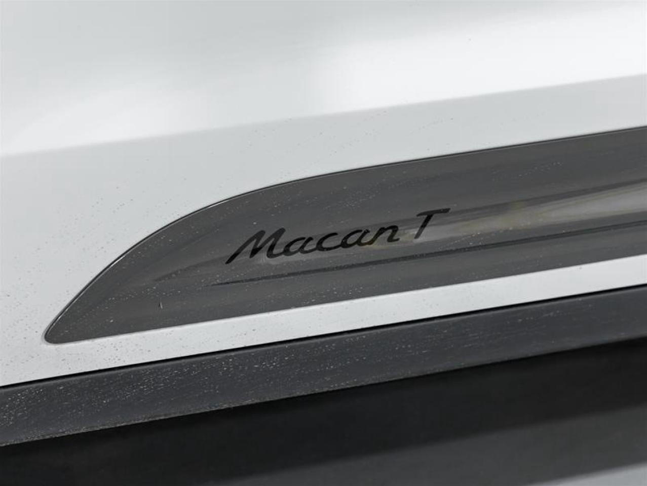 2025 Porsche Macan  Photo