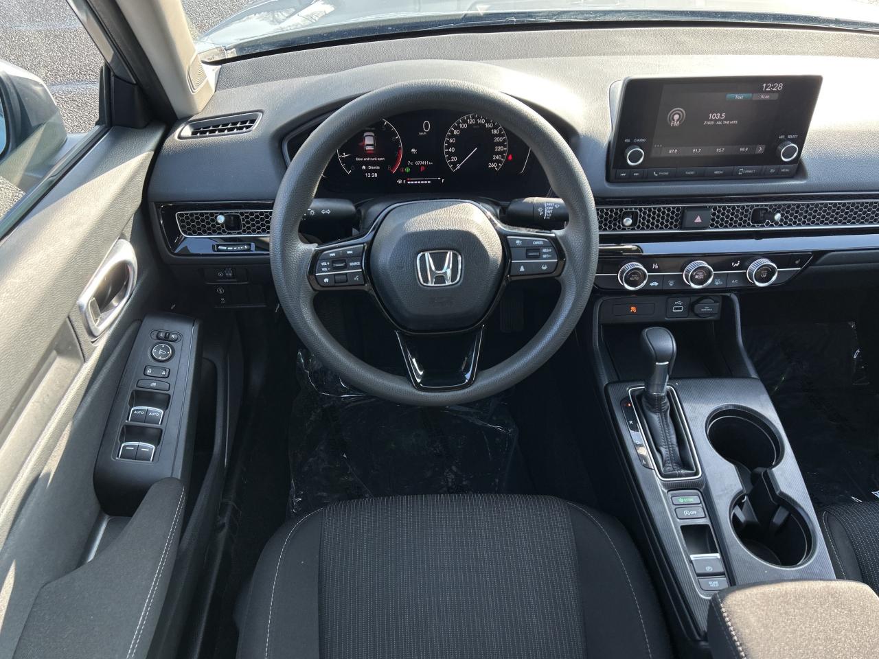 2023 Honda Civic Sedan LX Photo