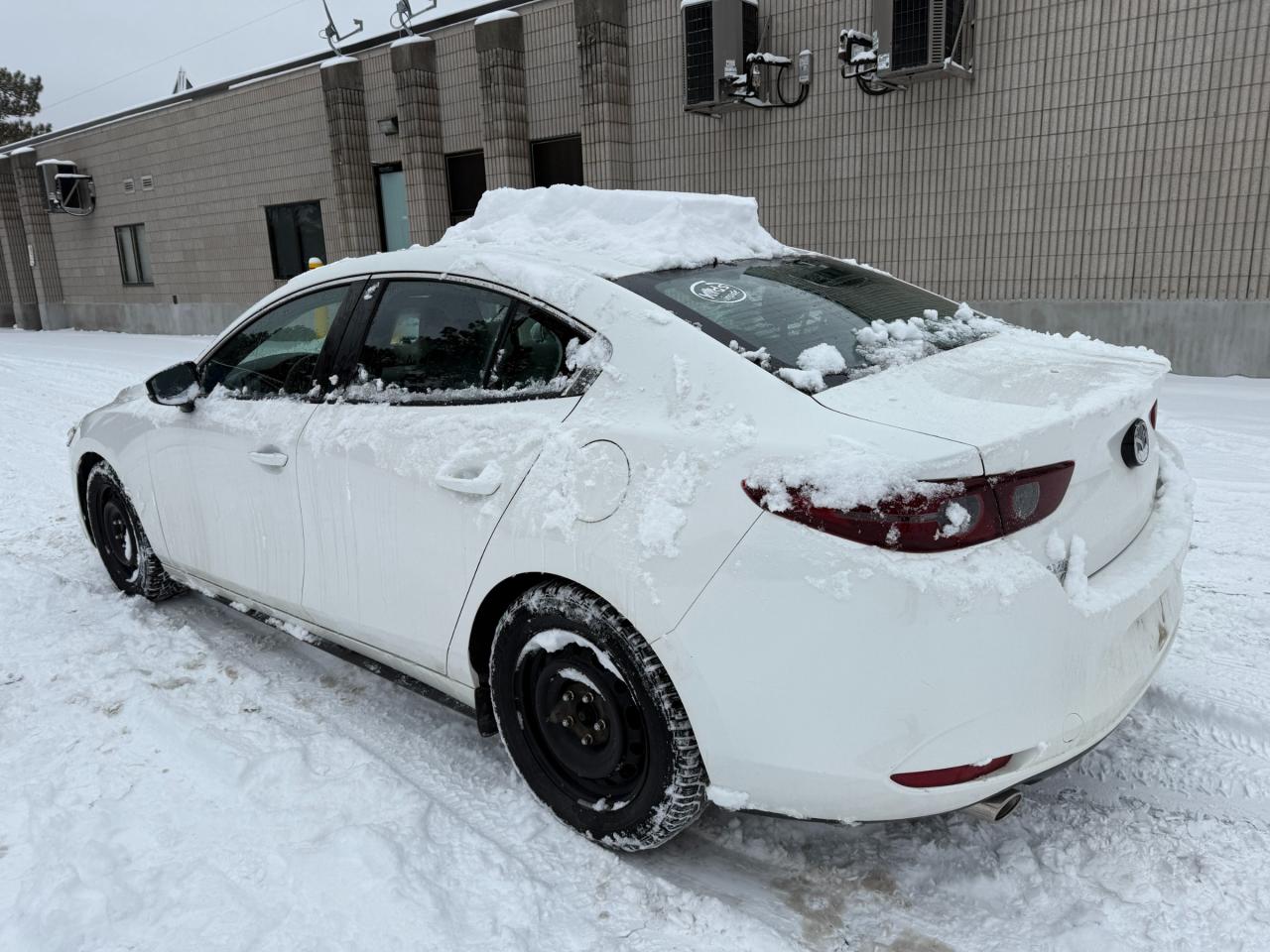 2019 Mazda 3 GS (A6) 4dr i-ACTIV All-Wheel Drive Sedan Photo2