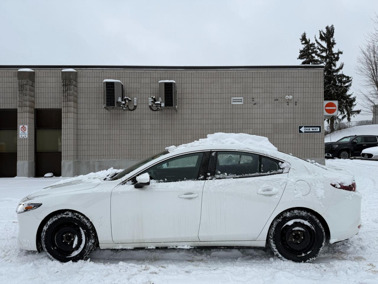 2019 Mazda 3 GS (A6) 4dr i-ACTIV All-Wheel Drive Sedan Photo