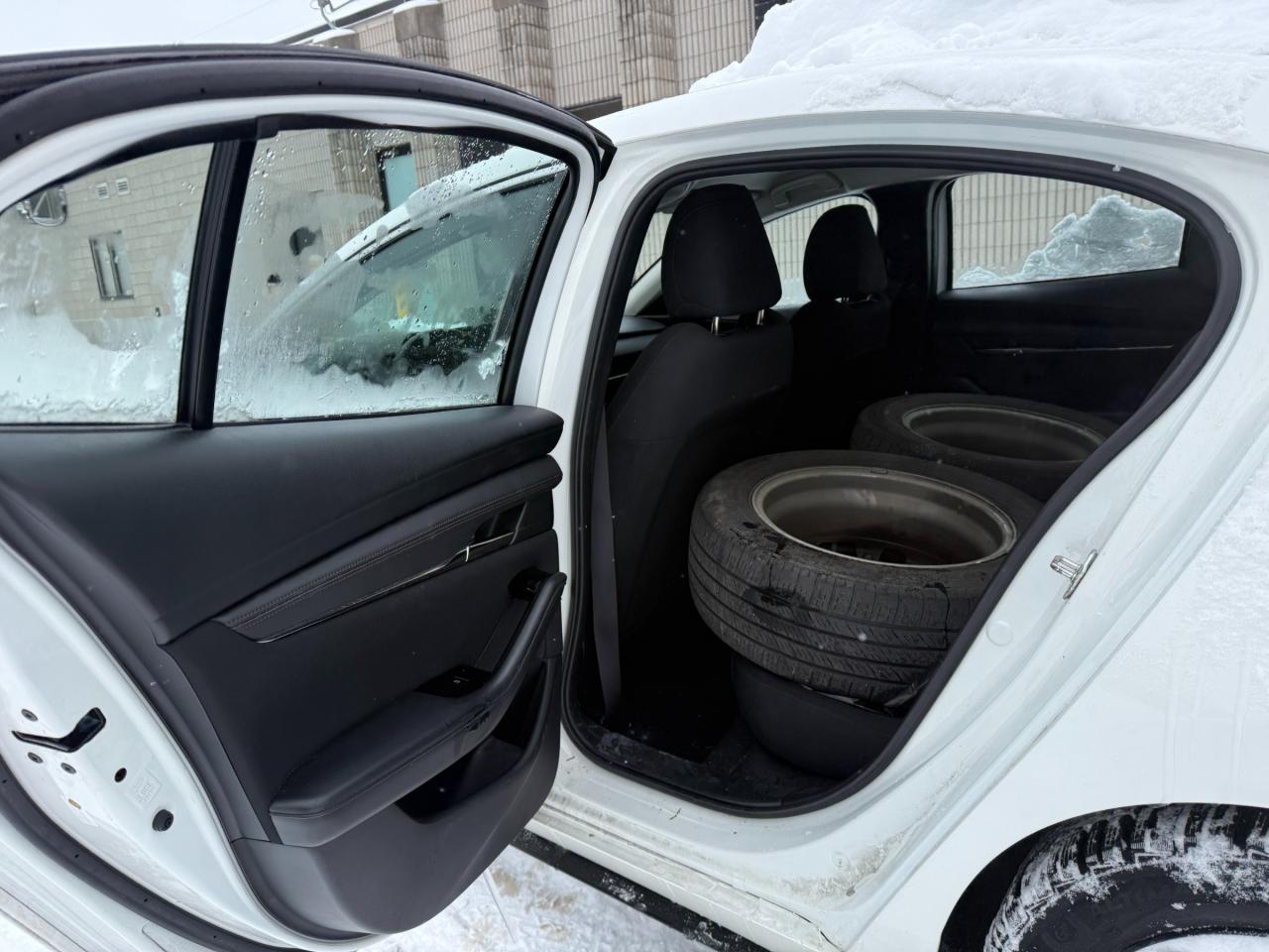 2019 Mazda 3 GS (A6) 4dr i-ACTIV All-Wheel Drive Sedan Photo