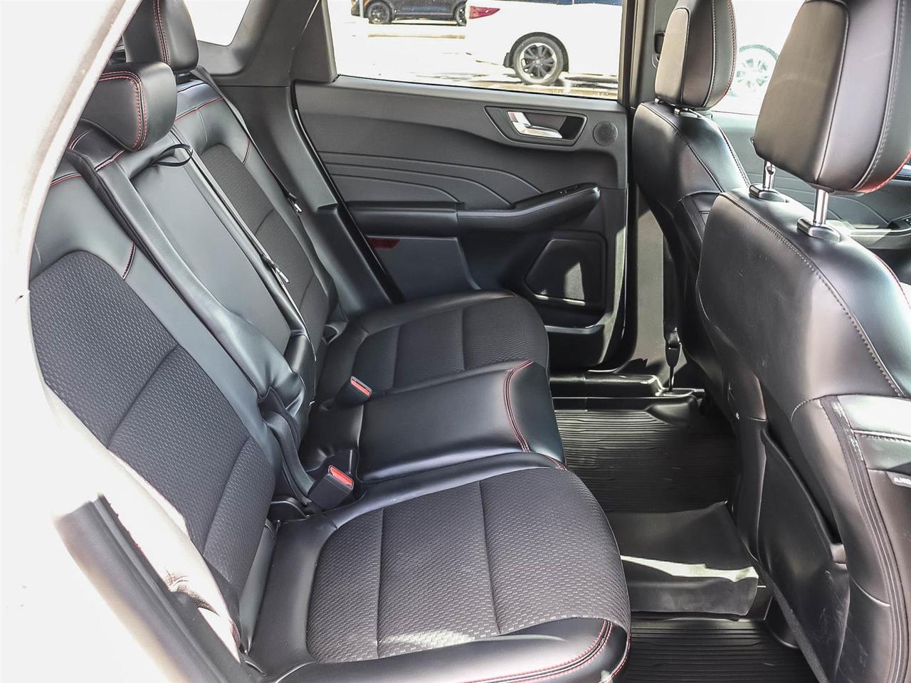 2023 Ford Escape ST-Line Select Photo