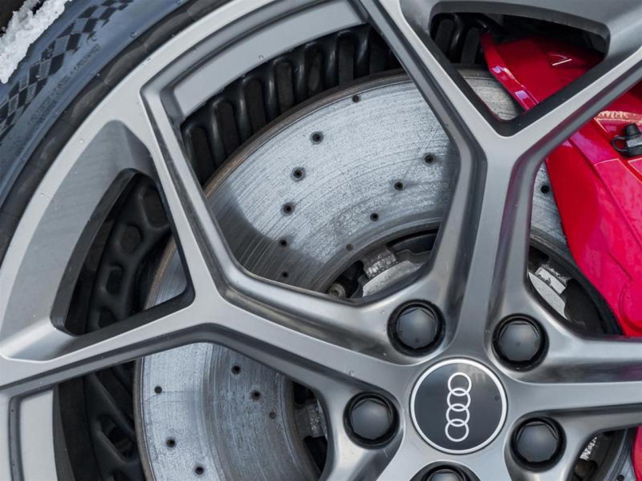 2024 Audi RS 6 Avant 4.0T performance 4dr All-Wheel Drive quattro Wagon Photo